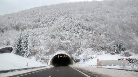 FRANCIA 2. TUNEL EN NANTUA DIRRECCION DE SUIZA