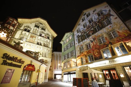 SUIZA 16. (LUCERNA) CASAS 1