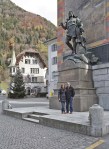 SUIZA 34. (URI) LA FOTO OBLIGATORA CON LA ESTATUA DE GUILLERMO TELL
