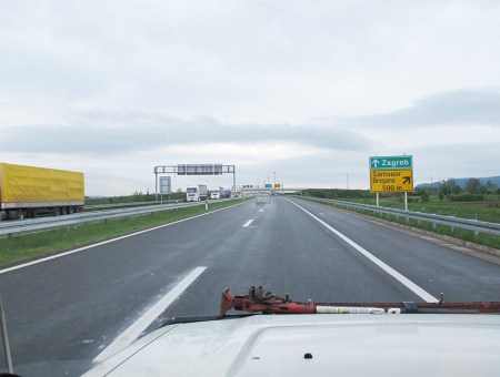 CROACIA 1. EN DIRECCION A ZAGREB CROACIA 14. (ZAGREB) ESTATUA ECUESTRE DE BAN JELACIC, HEROE NACIONAL