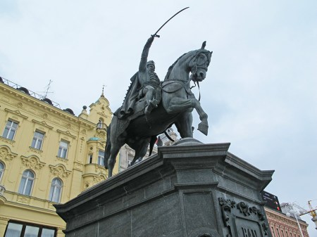 CROACIA 14. (ZAGREB) ESTATUA ECUESTRE DE BAN JELACIC, HEROE NACIONAL