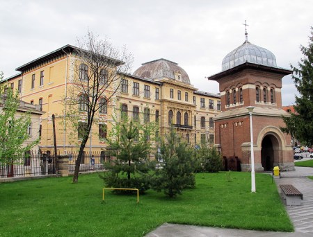 RUMANIA 27. (CRAIOVA) EDIFICIOS PUBLICOS 3