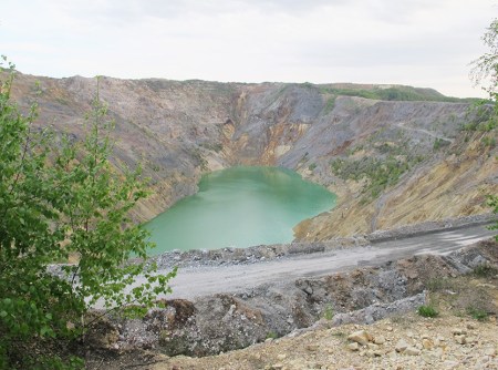SERBIA 33 (MAJDANPEK) VISTA DE UNA DE LAS MINAS A CIELO ABIERTO