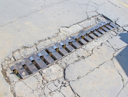 TURQUIA 9. (ESTAMBUL-MARMARA) LOS HOTELES TIENEN MEDIDAS MUY CONTUNDENTES PARA CORTAR EL PASO