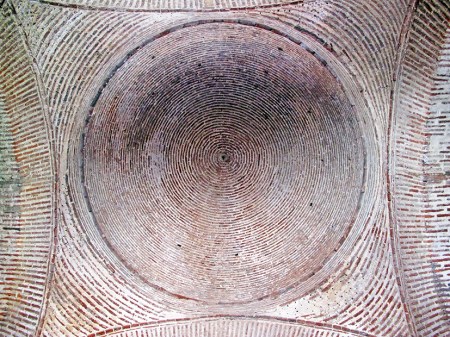 ESTAMBUL 62. (TOPKAPI) CUPULA BIZANTINA EN LADRILLO