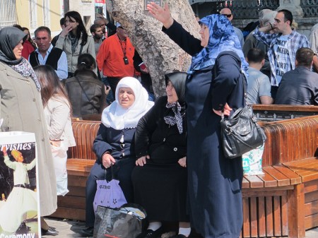 ESTAMBUL 81. (INSTANTANEAS) TRANQUILAMENTE TOMANDO EL SOL