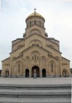GEORGIA 102. (TIFLIS-CATEDRAL DE LA TRINIDAD) EL PROYECTO RETENIDO FUE EL DEL ARQUITECTO ARTCHIL