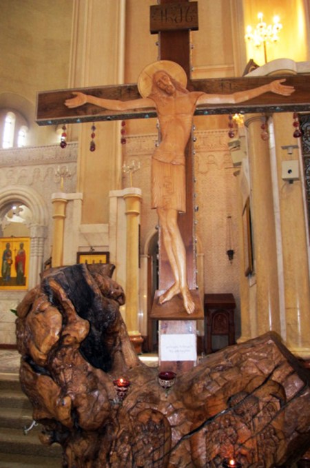 GEORGIA 104. (TIFLIS-CATEDRAL DE LA TRINIDAD) ESCULTURA EN MADERA