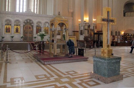 GEORGIA 106. (TIFLIS-CATEDRAL DE LA TRINIDAD) ALTAR MAYOR