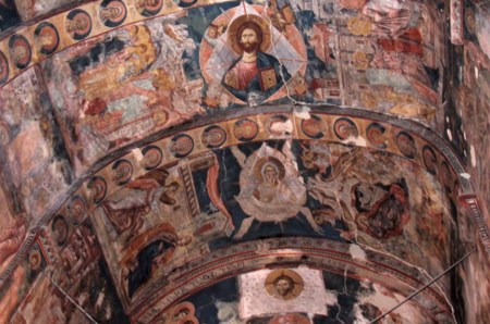 GEORGIA 34.(CONVENTO DE UBISI) EL MONASTERIO ALBERGA UNOS MURALES UNICOS DE LOS MURALES DE FINALES DEL SIGLO XIV