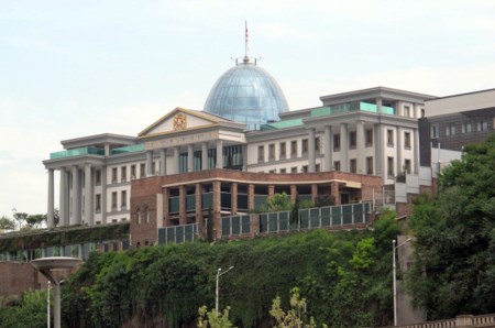 GEORGIA 57. (TIFLIS) EL PALACIO PRESIDENCIAL, ES LA CAPITAL DE GEORGIA TIENE 1.345.000 HABITANTES
