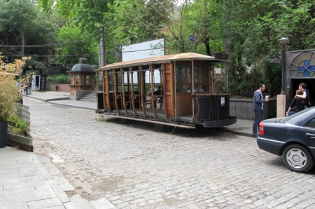 GEORGIA 87. (TIFLIS) DETALLES DE LA PARTE BAJA DE LA CIUDAD 4