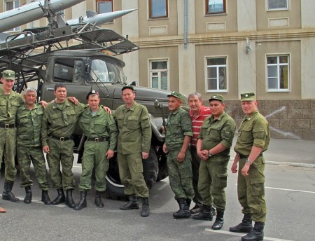 RUSIA 1° ENTRADA 41. (ASTRACAN) HACIENDO AMISTADES CON EL EJERCITO RUSO POR SI ACASO