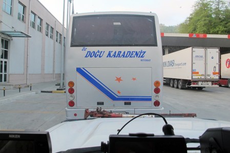 TURQUIA 138. (FRONTERA CON GEORGIA) PASANDO LA ADUANA TURCA