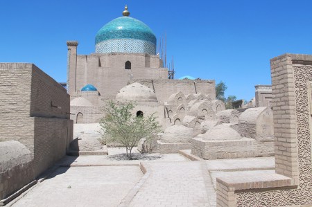 UZBEKISTAN 133 (KHIVA MONUMENTAL) EL COMPLEJO PAHLAVAN MAHMUD, EL PERSONAJEPAHLAVAN MAHMUD ERA PELETERO DE PROFESION, UN GIGANTE DE LA CONSTRUCCION, UN FILOSOFO Y UN POETA POR VOCACION