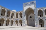 UZBEKISTAN 158 (LA VIDA EN BUJARA) HAY EDIFICIOS PRECIOSOS QUE NO SE PUEDEN RESTURAR POR EL MOMENTO POR FALTA DE MEDIOS 3