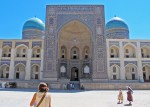 UZBEKISTAN 17O (LA BUJARA MONUMENTAL) MEZQUITA DE KALYAN, ES UNO DE LOS ANTIGUOS EDIFICIOS DE LA PLAZA DE POIKALYAN, EN CUALQUIER PUEBLO MUSULMAN NO ES SÓLO UN TEMPLO, SINO QUE ES TAMBIEN UN CENTRO DE LA VIDA PUBLICA