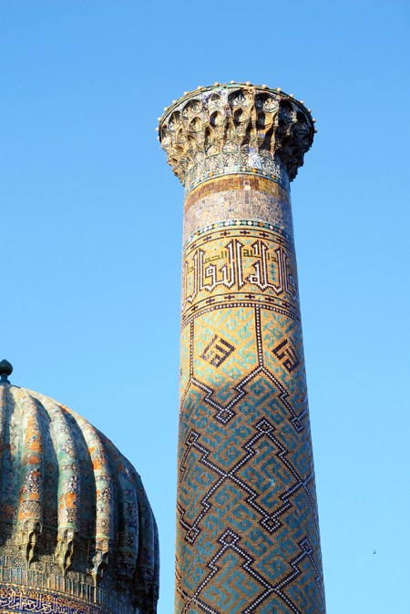UZBEKISTAN 249 ( SAMARCANDA) LA MADRAZA SHER DOR, DETALLE DE MINARET