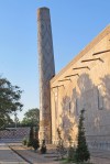 UZBEKISTAN 268 (SAMARCANDA) MADRAZA , LOS MINARETES DE ATRAS ESTAN EN MAL ESTADO A ESTE LE FALTA LA CUPULA Y ESTA MUY INCLINADO