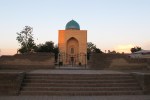 UZBEKISTAN 290 (SAMARCANDA) EL MAUSOLEO BIBI-KHANYM, SE ENCUENTRA SITUADO A UNOS 500 METROS DE LA MEZQUITA BIBI-KHANYM