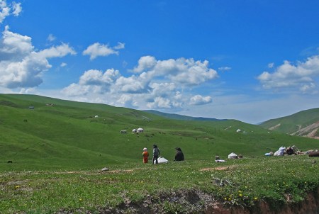 KIRGUISTAN 12 (HACIA EL PAMIR) CAMINO A GULCHA, YURTAS Y NOMADAS 2