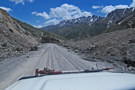 KIRGUISTAN 31 (HACIA EL PAMIR) SUBIENDO A SARY TACH, LA RUTA 3