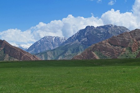 KIRGUISTAN 80 (AL OESTE DE MASIVO DE FERGANA) 1