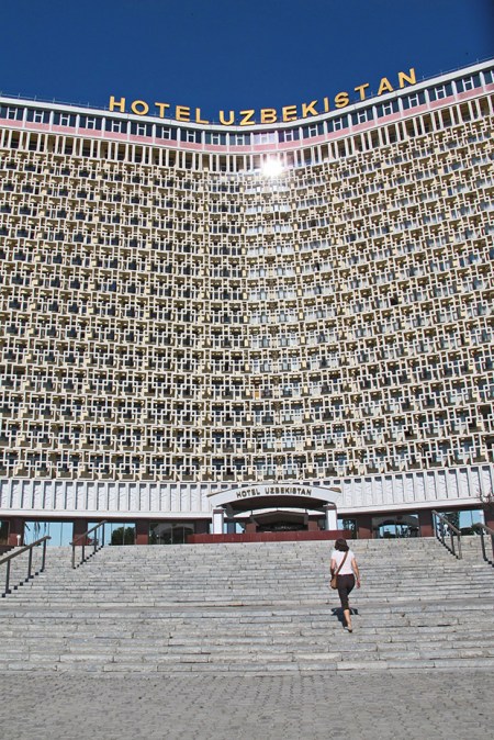 UZBEKISTAN 299 (TASKENT) EL 26 DE ABRIL DE 1966, GRAN PARTE DE LA CIUDAD FUE DESTRUIDA POR UN GRAN TERREMOTO DE 7,5