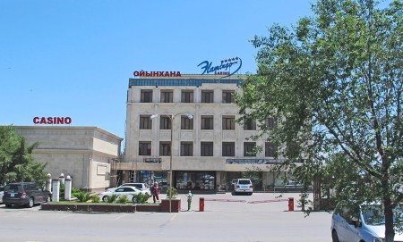 KAZAQUISTAN -2° ENTRADA 21 (KAPCHAGAY) CASINO 6