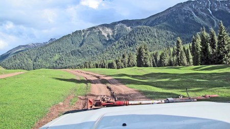 KIRGUISTAN 254 (JETY-ÖGHUZ, EL VALLE DE LAS FLORES) YA ESTAMOS ARRIBA