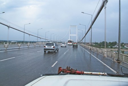KAZAQUISTAN -2° ENTRADA 53 (SEMEY) LA CIUDAD ESTA LLENA DE PUENTES,