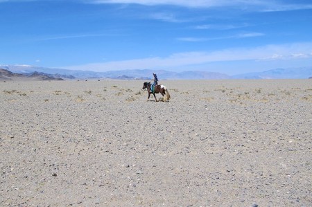 MONGOLIA 46 (HACIA KHOVB) ...NOS DEJAMOS GANAR Y SE VA SUPER SATISFECHO