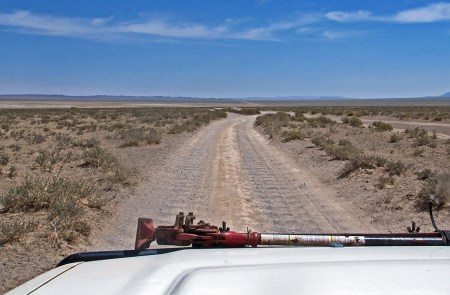 MONGOLIA 83 (POR LA ESTEPA) LA PISTA EN GENERAL ES BUENA, PERO A VECES TIENES KILOMETROS DE LA %22TOILE ONDULE%22