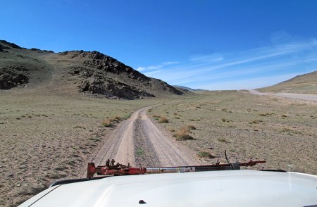 MONGOLIA 9 (HACIA KHOVB) EN PISTA 1