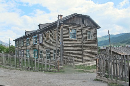 SIBERIA. 1° ENTRADA 43 .(DE CAMINO A KOSH-AGACH) …AUNQUE A VECES HEMOS VISTO EN DOS PISOS