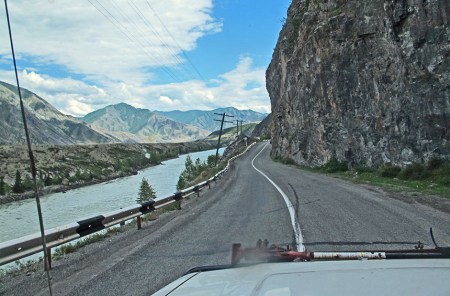 SIBERIA. 1° ENTRADA 45 .(DE CAMINO A KOSH-AGACH) UNA GARGANTA EN EL RIO KATUN