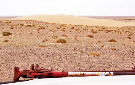 MONGOLIA 217 (GOBI- DE BOGD SUM A BULGAN) PASAMOS UNA REGION CON DUNAS