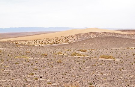 MONGOLIA 218 (GOBI- DE BOGD SUM A BULGAN) INTENTAMOS EVITARLAS AUNQUE NO SON MUY GRANDES