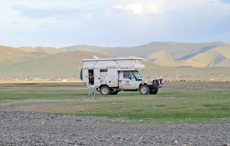 MONGOLIA 353 (KARAKORUM) AL FONDO, HAY ABUNDANTES EVIDENCIAS EN LA ZONA DE CENTROS URBANOS EN LOS SIGLOS ANTERIORES A LA APARICION DEL IMPERIO MONGOL DE GENGIS KHAN