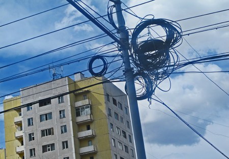 MONGOLIA 416 (ULAN BATOR) LA CIUDAD ESTA HACIENDO GRANDES ESFUERZOS POR MODERNIZARSE PERO AUN LE FALTA BASTANTE