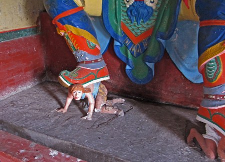 MONGOLIA 465 (EL MONASTERIO DE AMARBAYASGALANT) … DETALLE DEL QUE NO SABEMOS QUE PENSAR