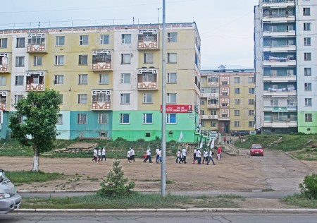 MONGOLIA 525 ( DARHAN) LA CIUDAD FUE CONSTRUIDA CON LA AYUDA DE LA SOVIETICA, LOS EDIFCIOS LO DELATAN