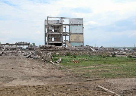 MONGOLIA 563 (ALTANBOULAG LA FRONTERA) ACTUALMENTE LA POBLACION ESTA MUY REDUCIDA, TODO ESTA BASTANTE ABANDONADO