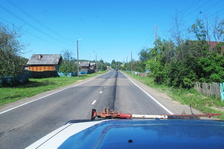 SIBERIA 2°, 121 (P0R EL KRAI DE KRASNOYARSK) PASAMOS ALGUNOS POBALDOS EN GENERAL MUY PQUEÑOS