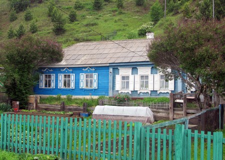 SIBERIA 2°, 56 (LAGO BAIKAL) LISTVYANKA, LISTVYANKA, ALGUNAS CASAS LOCALES 3