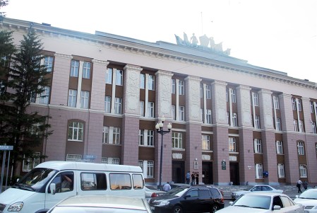 SIBERIA 2°, 155 (TOMKS) A FINALES DEL S. XIX SE FUNDÓ LA UNIVERSIDAD ESTATAL DE TOMSK