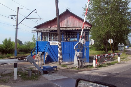 SIBERIA 2°, 221 (DE OMSK A EKATERINBURG) DE NUEVO NOS ENCONTRAMOS CON LA VIA DEL TREN TRANSIBERIANO