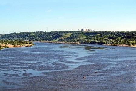 SIBERIA 2°, 266 (HACIA MOSCU) PESCADORES EN EL VOGA CERCA DE KOZMODEMIANSK