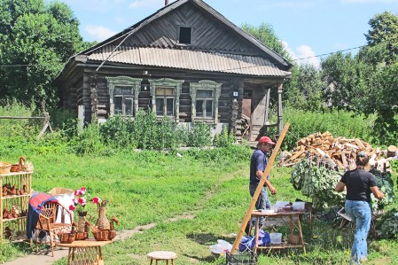 SIBERIA 2°, 268 (HACIA MOSCU) LOS CAMPESINOS VENDE ARTESANIA MUY BONITA HECHA POR ELLOS