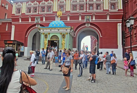 RUSIA 2° ENTRADA 20 (MOSCU) LA PLAZA ROJA- LA ENTRADA DE LA PUERTA DE LA RESSURREECION